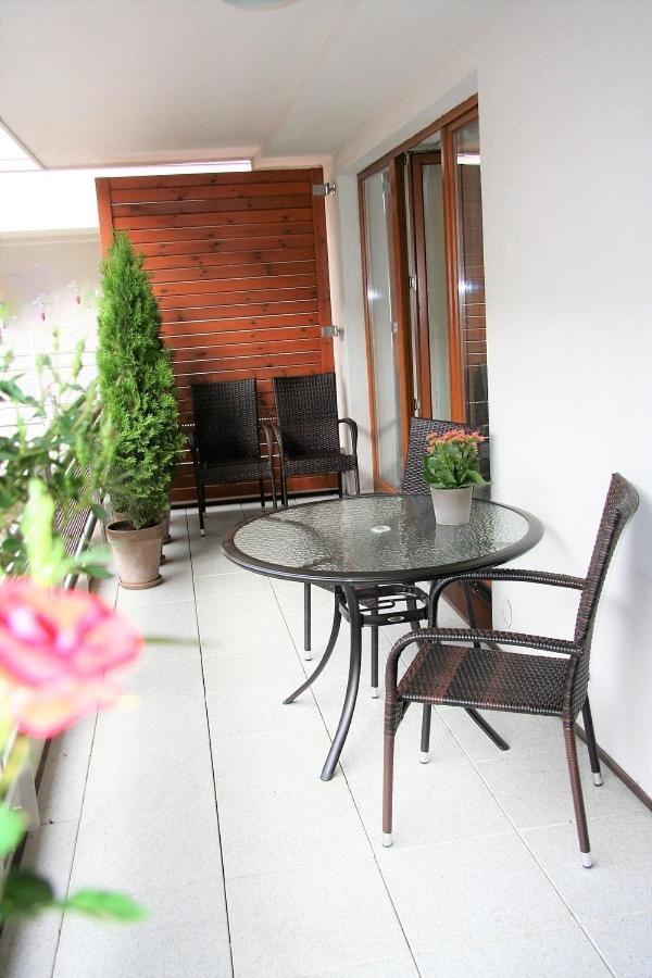 Apt Miedzymorze - Apartamenty Wypoczynkowe Юрата Экстерьер фото