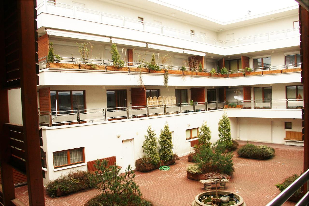 Apt Miedzymorze - Apartamenty Wypoczynkowe Юрата Экстерьер фото